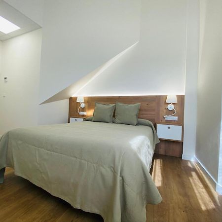 Apartamentos Palacio Alemar 洛雷多 外观 照片