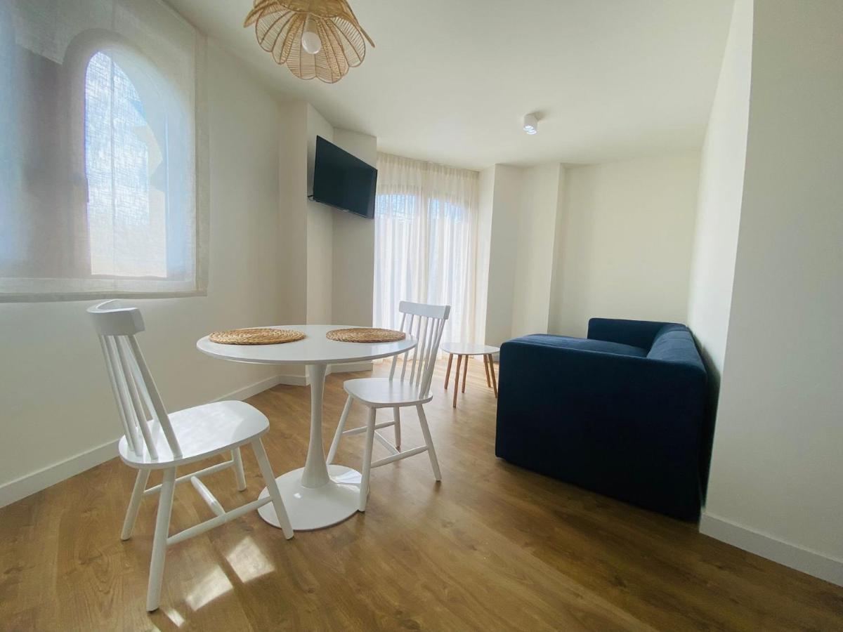 Apartamentos Palacio Alemar 洛雷多 外观 照片