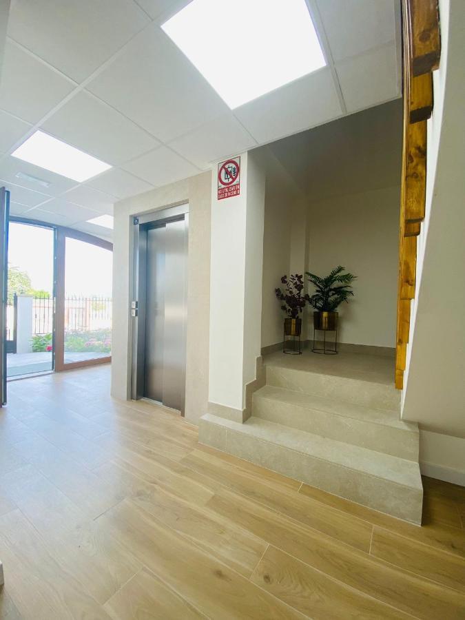 Apartamentos Palacio Alemar 洛雷多 外观 照片